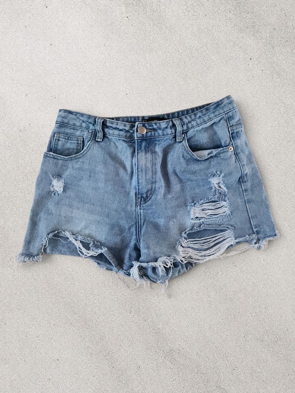 PrettyLittleThing Light Blue Distressed Denim Shorts Size 8